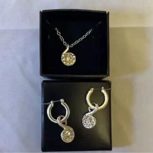 AVON Shimmer Bloom Swirl Necklace & Earring Set Silvertone w/Rhinestones 20"